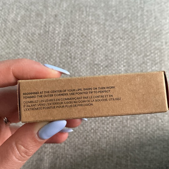 GXVE Gwen Stefani lipstick. Brand new - Picture 3 of 3